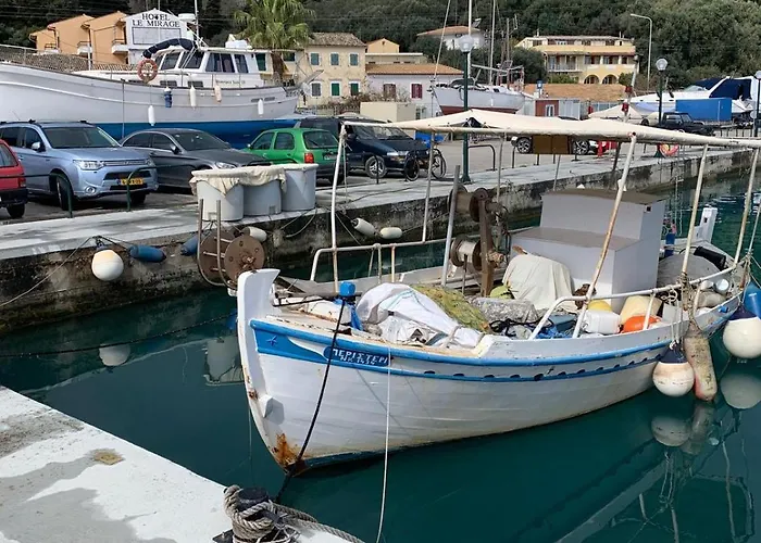Hadarik By The Sea